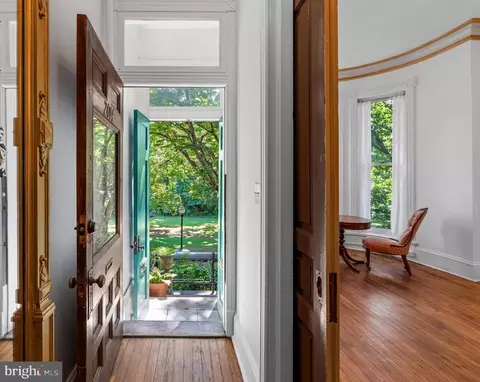 2014 Mount Royal Ter, Baltimore, MD 21217