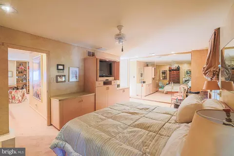 Bedroom - 6343 Red Cedar Pl, Baltimore, MD 21209 photo 2 of 4