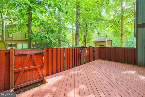 Exterior - 6343 Red Cedar Pl, Baltimore, MD 21209 photo 6 of 17