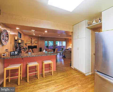 Kitchen - 6343 Red Cedar Pl, Baltimore, MD 21209 photo 2 of 4