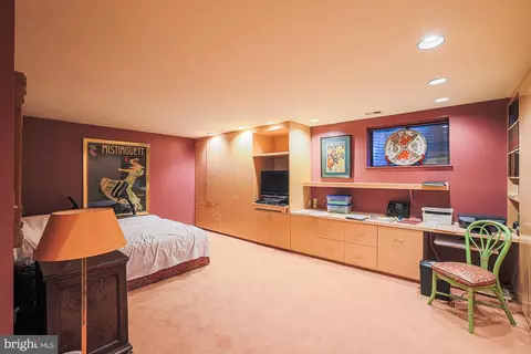 Bedroom - 6343 Red Cedar Pl, Baltimore, MD 21209 photo 3 of 4