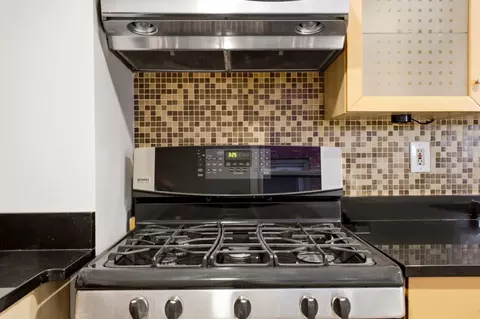 Kitchen - 420 S Regester, Baltimore, MD 21231 photo 3 of 3