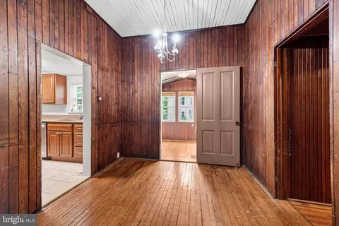 Entry Way - 6204 Gernand Rd, Baltimore, MD 21209 photo 1 of 3