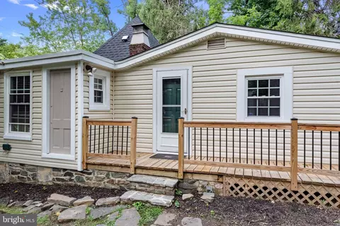 Exterior - 6204 Gernand Rd, Baltimore, MD 21209 photo 2 of 4