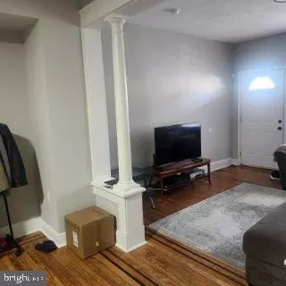 Entry Way - 3928 6th St, Baltimore, MD 21225 photo 2 of 14