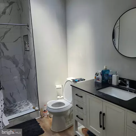 Bath - 3928 6th St, Baltimore, MD 21225 photo 1 of 1