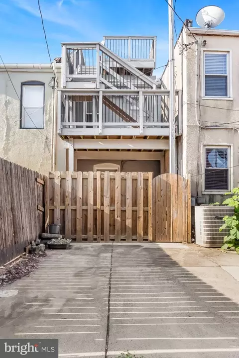Exterior - 2806 E Fairmount Ave, Baltimore, MD 21224 photo 4 of 5