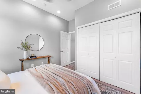 Bedroom - 2806 E Fairmount Ave, Baltimore, MD 21224 photo 2 of 2