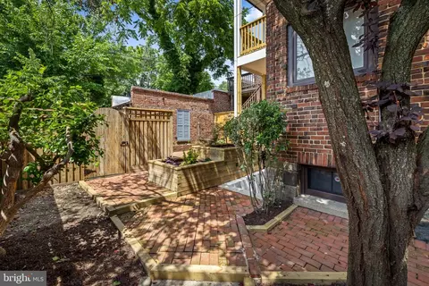 Exterior - 516 E 39th St, Baltimore, MD 21218 photo 7 of 14