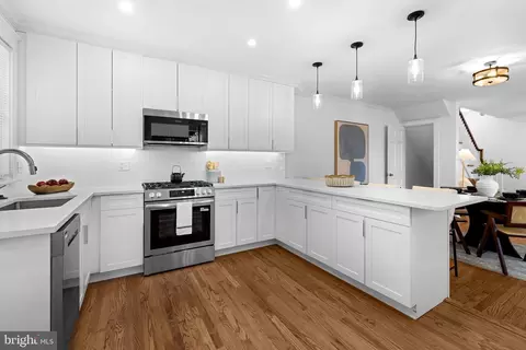 Kitchen - 516 E 39th St, Baltimore, MD 21218 photo 4 of 7