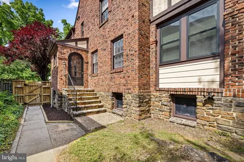 Exterior - 516 E 39th St, Baltimore, MD 21218 photo 13 of 14