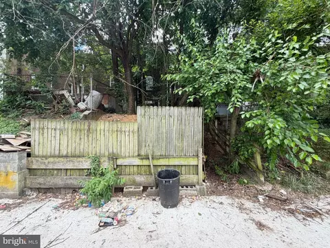 Exterior - 826 Jack St, Baltimore, MD 21225 photo 3 of 3