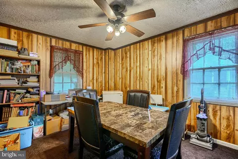 Dining - 5022 Ready Ave, Baltimore, MD 21212 photo 1 of 2