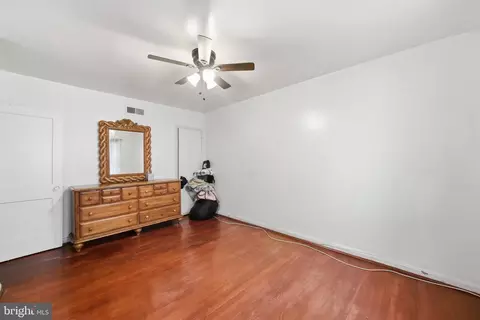 Bedroom - 1545 Gleneagle Rd, Baltimore, MD 21239 photo 1 of 2