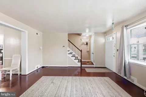 Entry Way - 1545 Gleneagle Rd, Baltimore, MD 21239 photo 4 of 14