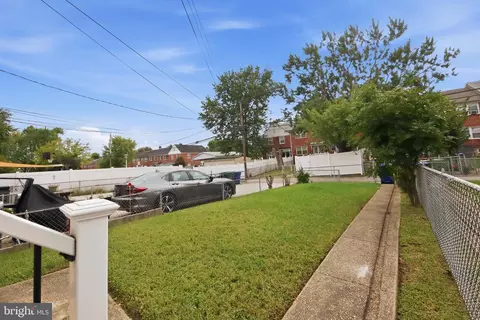 Exterior - 1545 Gleneagle Rd, Baltimore, MD 21239 photo 2 of 9