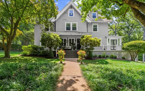 300 Goodwood Gdns, Baltimore, MD 21210