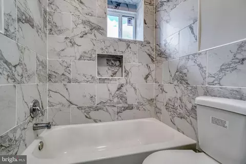 Bath - 2624 E Preston St, Baltimore, MD 21213 photo 3 of 3