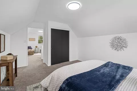 Bedroom - 5927 Eurith Ave, Baltimore, MD 21206 photo 6 of 7