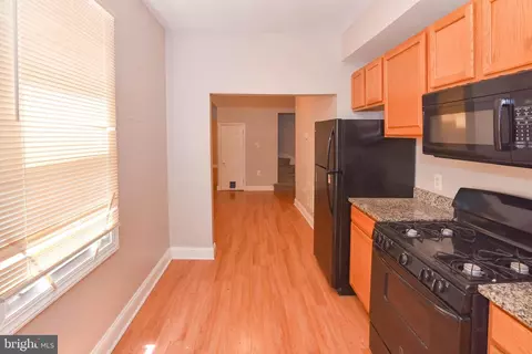 Entry Way - 3203 Independence St, Baltimore, MD 21218 photo 2 of 6