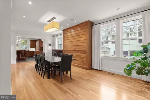 Dining - 210 Northfield Pl, Baltimore, MD 21210 photo 1 of 5