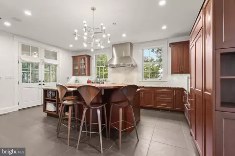 Kitchen - 210 Northfield Pl, Baltimore, MD 21210 photo 1 of 11
