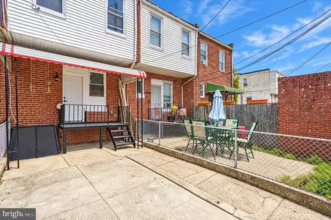 Exterior - 2824 Ashland Ave, Baltimore, MD 21205 photo 6 of 6