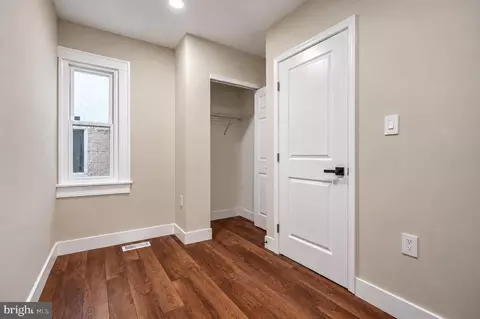 Entry Way - 2824 Ashland Ave, Baltimore, MD 21205 photo 4 of 5
