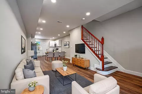 Entry Way - 2824 Ashland Ave, Baltimore, MD 21205 photo 1 of 5