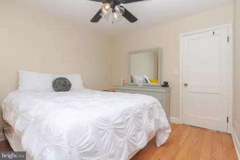 Bedroom - 3847 Lyndale Ave, Baltimore, MD 21213 photo 5 of 7