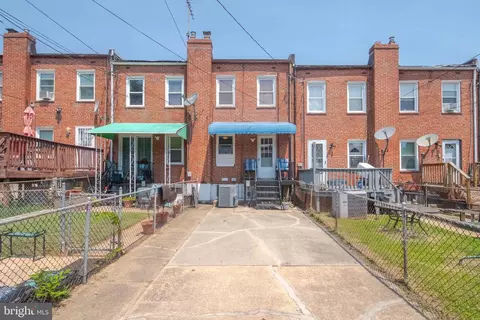Exterior - 3847 Lyndale Ave, Baltimore, MD 21213 photo 3 of 7
