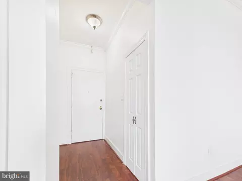 1 E Chase St #814, Baltimore, MD 21202 photo 3