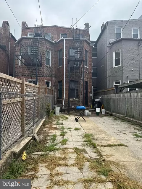 Exterior - 1504 Mcculloh St, Baltimore, MD 21217 photo 3 of 3