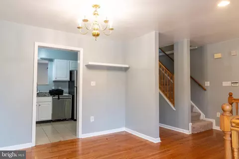 Entry Way - 3731 Greenmount Ave, Baltimore, MD 21218 photo 1 of 7