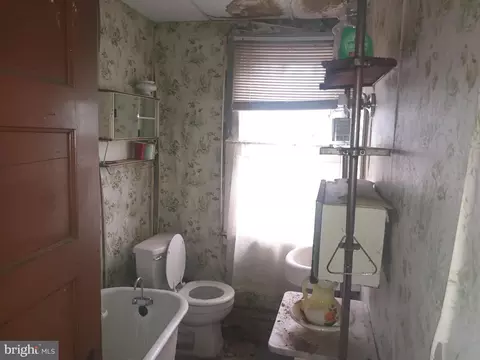 1519 N Spring St, Baltimore, MD 21213 photo 2