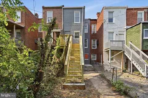 Exterior - 1527 E 29th St, Baltimore, MD 21218 photo 4 of 5