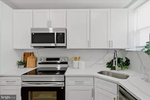 Kitchen - 1527 E 29th St, Baltimore, MD 21218 photo 1 of 1