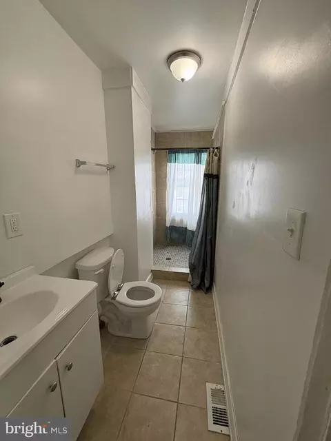 1936 Ridgehill Ave, Baltimore, MD 21217