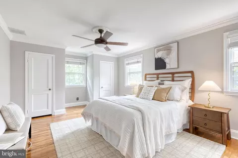 Bedroom - 336 Broadmoor Rd, Baltimore, MD 21212 photo 1 of 5