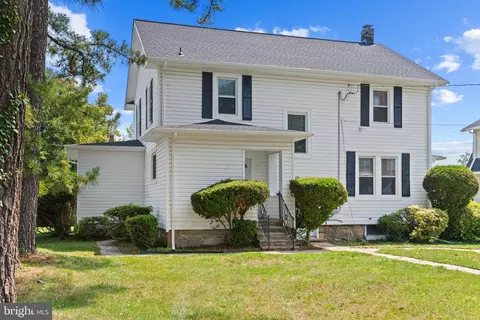 Exterior - 5728 Clover Rd, Baltimore, MD 21215 photo 5 of 6
