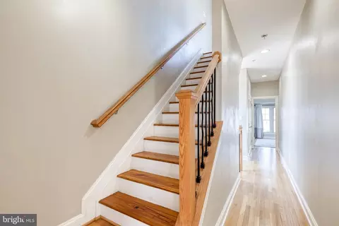 Entry Way - 540 Canton Ct, Baltimore, MD 21224 photo 8 of 8