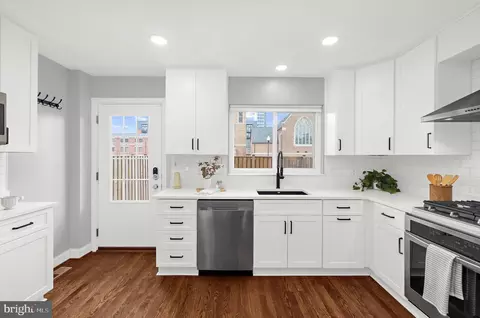 Kitchen - 26 E Montgomery St, Baltimore, MD 21230 photo 3 of 6