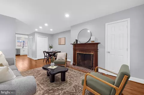 Living - 26 E Montgomery St, Baltimore, MD 21230 photo 1 of 2