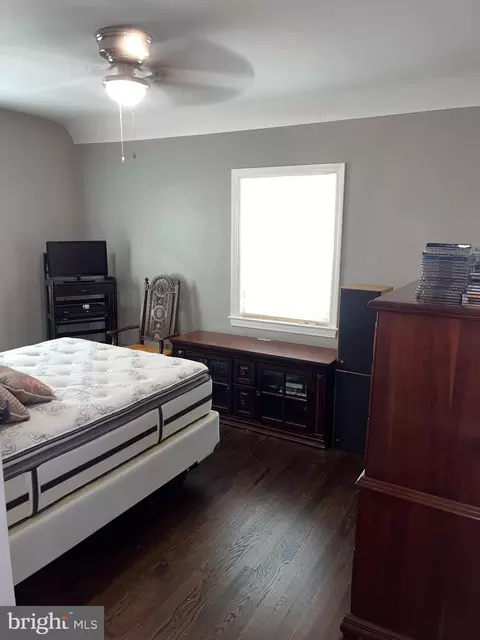 Bedroom - 1217 Cochran Ave, Baltimore, MD 21239 photo 1 of 2