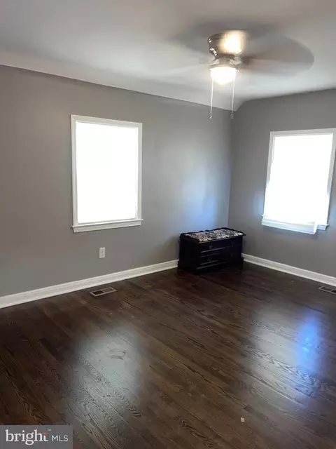 Entry Way - 1217 Cochran Ave, Baltimore, MD 21239 photo 1 of 4