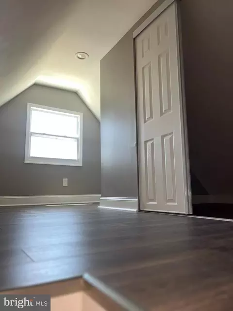 Entry Way - 1217 Cochran Ave, Baltimore, MD 21239 photo 3 of 4
