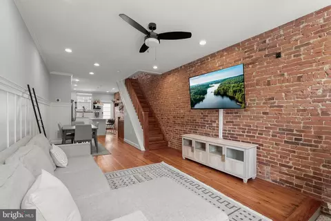 Entry Way - 1707 Jackson St, Baltimore, MD 21230 photo 2 of 8