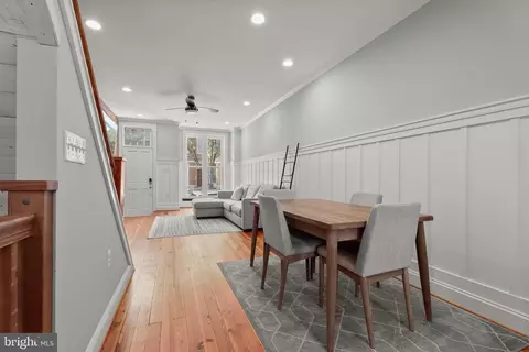 Entry Way - 1707 Jackson St, Baltimore, MD 21230 photo 5 of 8
