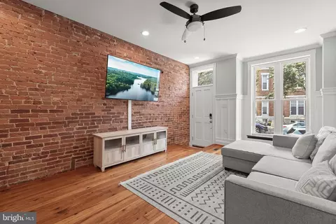 Living - 1707 Jackson St, Baltimore, MD 21230 photo 1 of 1