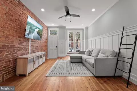 Entry Way - 1707 Jackson St, Baltimore, MD 21230 photo 1 of 8